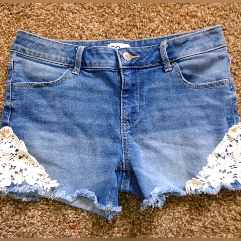 Embroidered Jeans Shorts SO